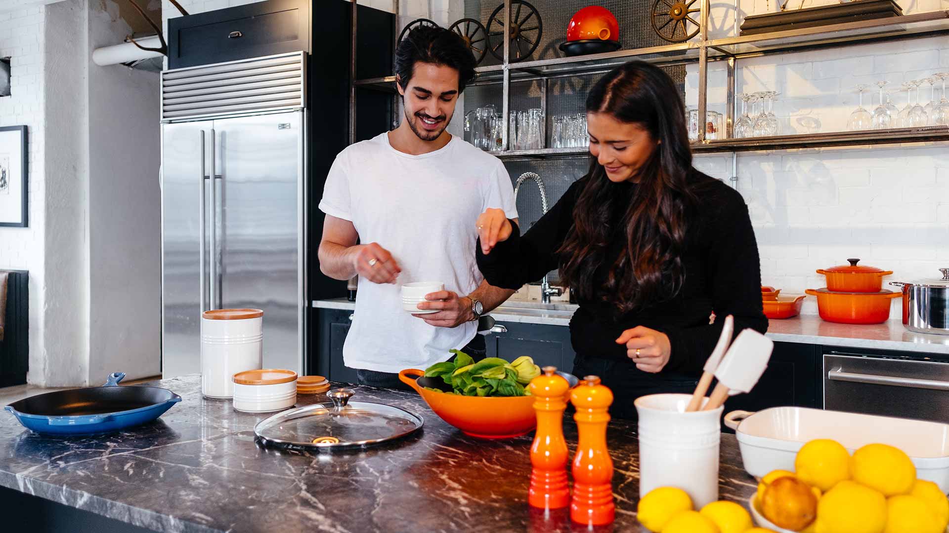 Persone che cucinano