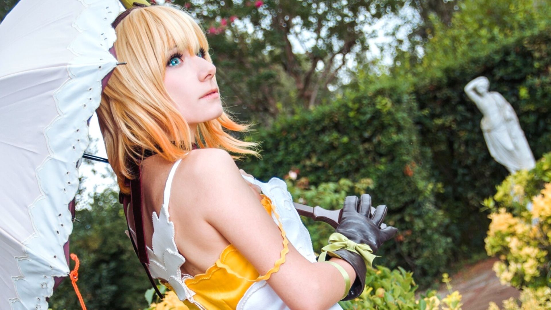 cosplayer laurelin