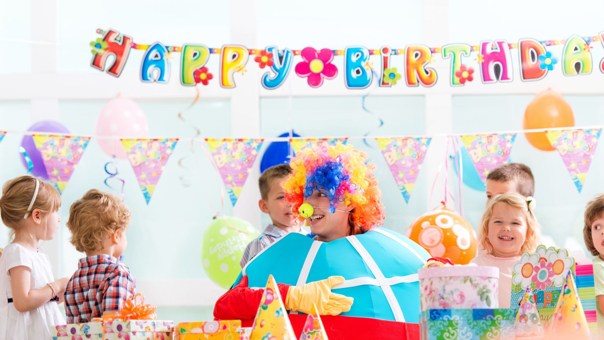 quanto guadagna un animatore di feste per bambini