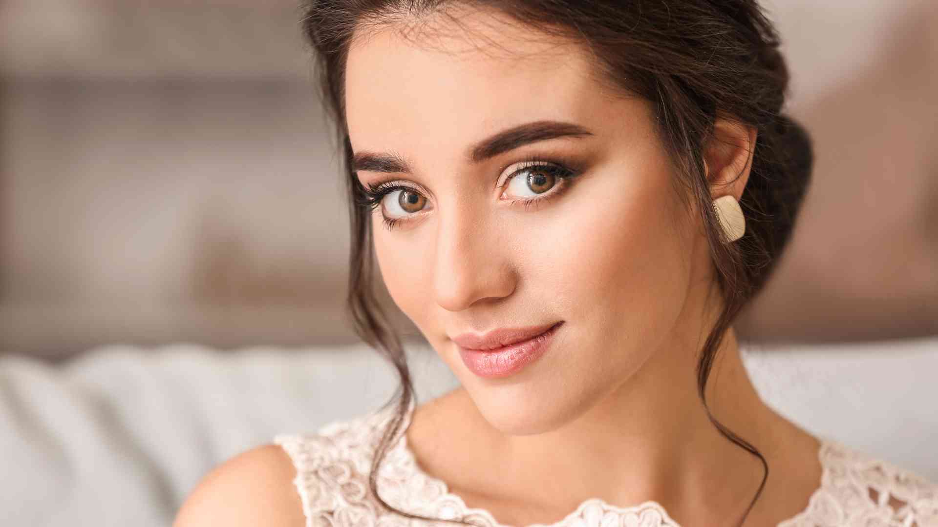 acconciatura sposa 2024