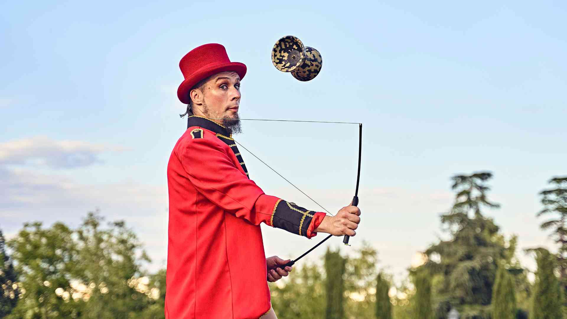 Collaborazione tra dj e artisti