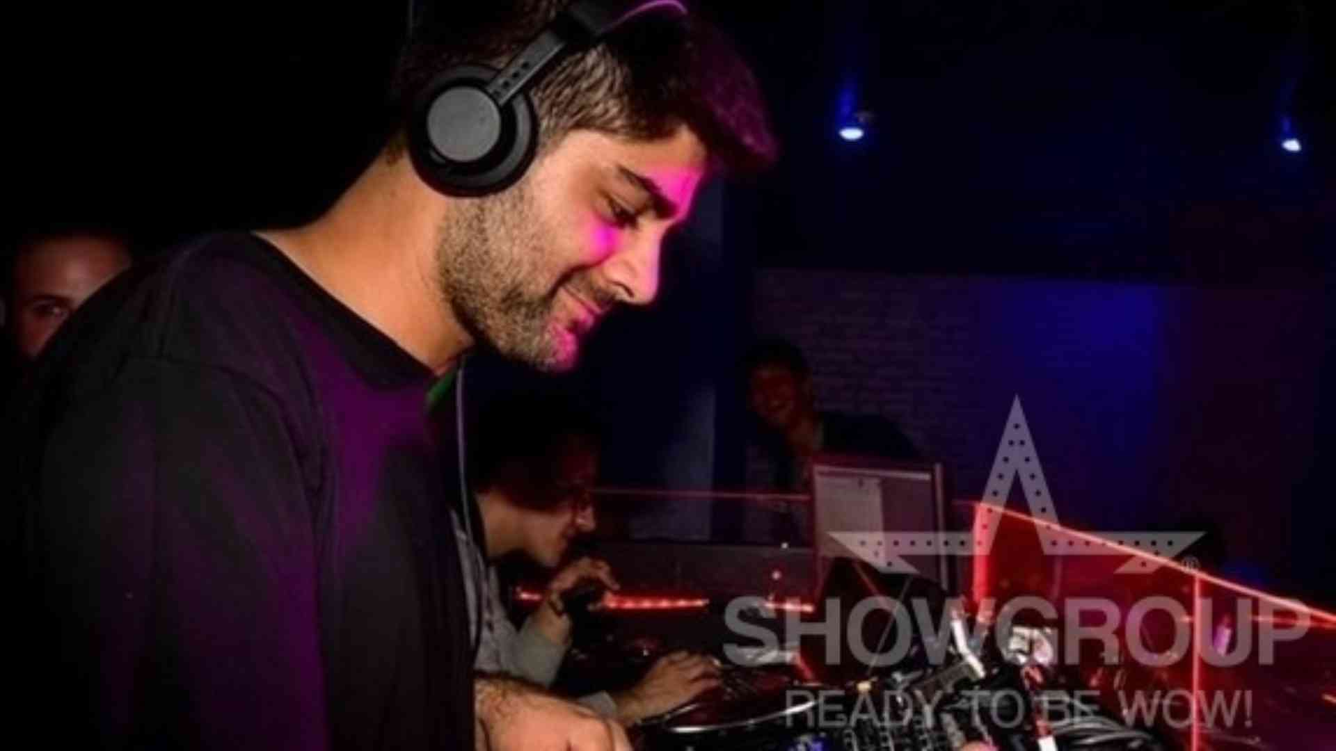 collaborazione tra dj e artisti